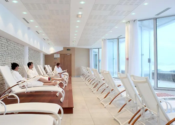 فندق Sofitel Le Miramar Thalassa 5*