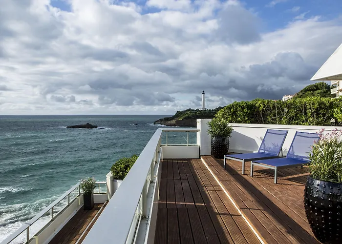 Отель Sofitel Le Miramar Thalassa 5*